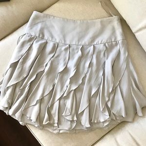 New INC International, 100% silk